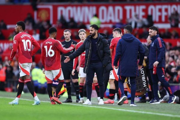 Một khoảng cách quỹ 100 triệu nhân dân tệ! Manchester United bù đắp cho trận chiến mạnh mẽ vào mùa h