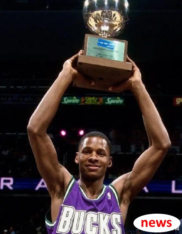 Curry là game bắn súng đầu tiên trong lịch sử, nhưng Ray Allen là tư thế tiêu chuẩn nhất và đẹp nhất